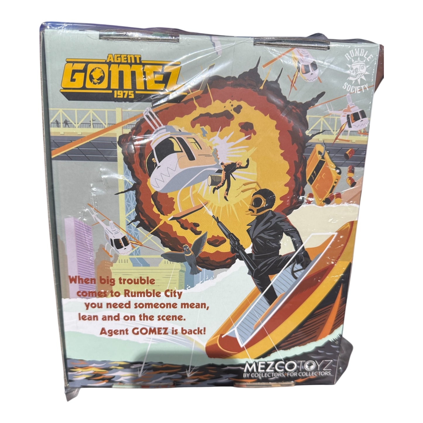 Mezco One:12 Collective Agent Gomez “1975” SDCC 2025 Exclusive *With Comic*
